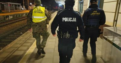 Wspólne patrole zwiększają bezpieczeństwo na torach
