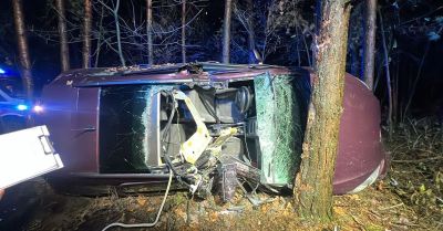 Tragiczny wypadek w Miastkówku. Kierowca nie przeżył