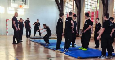 Zajęcia w Kaliszu Pomorskim przygotowują młodzież do Policji