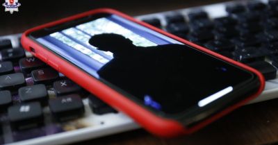 Uwaga na spoofing mieszkanka straciła 200 000 zł