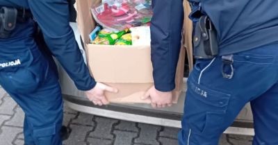Policjanci z Kłodzka obdarowali wychowanków Domu Małego Dziecka