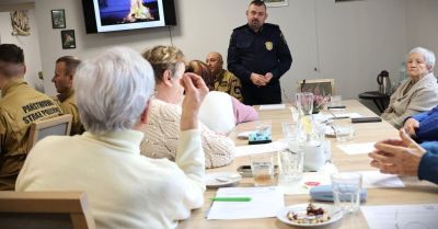 Niebieski Parasol w Jarosławiu jak chronić seniorów