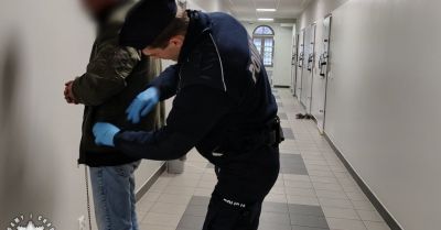 Poszukiwany mężczyzna w wieku 46 lat wrócił i trafił do więzienia