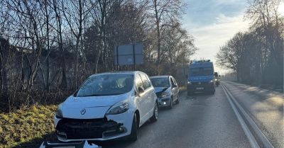 Kolizja trzech pojazdów na obwodnicy Tarnowskich Gór