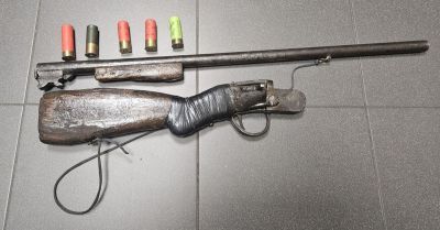 Mężczyzna postrzelił się z nielegalnej samoróbki w Godziszowie