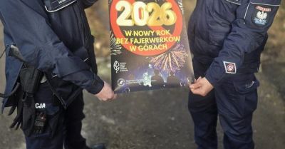 Służby edukują turystów na Ślęży przed sylwestrem