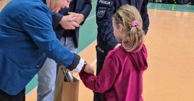 Rowerem bezpiecznie do celu uczyli dzieci zasad ruchu drogowego