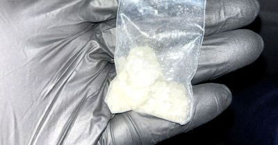 Wolbórz: mężczyzna zatrzymany z mefedronem