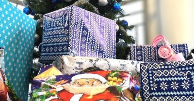 Policjanci z Łosic przygotowali świąteczne paczki dla rodziny