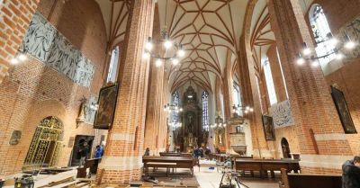 Po trzech latach przerwy wierni wrócili do opolskiej katedry