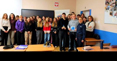 Moc wyboru: uczniowie o cyberzagrożeniach i uzależnieniach