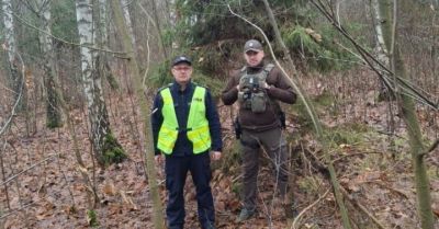 Patrole policji i straży leśnej chronią choinki przed kradzieżą