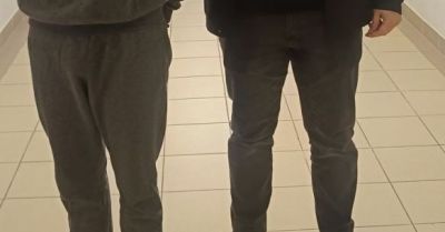 19 latek zatrzymany po ataku nożem na klatce schodowej