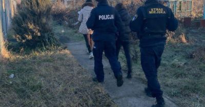 Służby niosą pomoc zimą w Bielawie. Kontrole i wsparcie