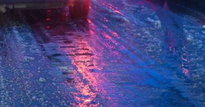 Kujawsko-pomorskie: gołoledź na drogach, zablokowana A1 koło Włocławka w kierunku Łodzi