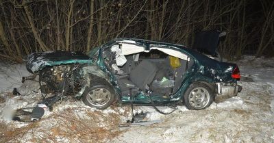 Śmiertelny wypadek mercedesa w Równem