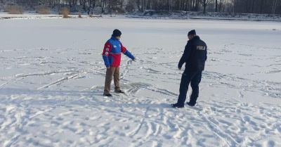 Policja i WOPR kontrolują zamarznięte zbiorniki wodne