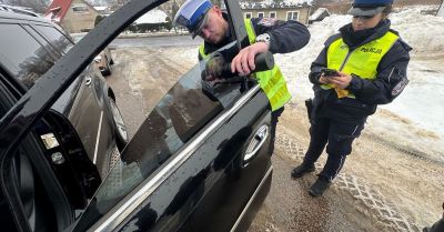 Kontrole ECO-CAR: 86 pojazdów, 23 zatrzymane dowody rejestracyjne