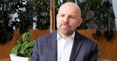 Polacy odbudowują swoje oszczędności. Coraz częściej odkładają nie na czarną, ale na białą godzinę