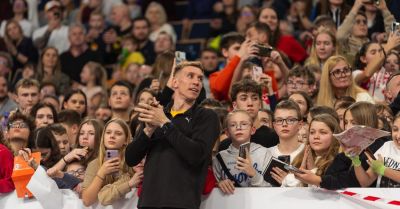 Lekkoatleci czekają na start w Łodzi. Piotr Lisek: atmosfera mityng Orlen Cup jest niepodrabialna