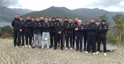 Obóz w nowym miejscu, ewakuacja sprzętu. Pogodowe przygody kajakarzy w Portugalii