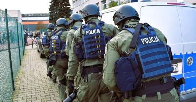 Nocna kontrola policji: amfetamina marihuana i tabletki MDMA