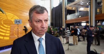 Spodziewana coraz większa niepewność na rynku ropy. Konieczne rozwiązanie problemów z przepustowością cieśniny Ormuz