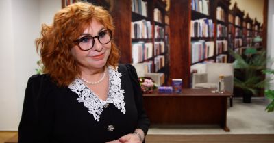 Anna Garwolińska: W mojej książce chciałam zatrzymać koloryt lat 90. To trochę harlequin, gdzie jest 85 proc. prawdy