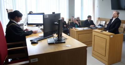 Była wiceprezydent Krakowa i urzędnicy przed sądem w sprawie m.in. nadużycia uprawnień