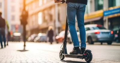 Rady Miejskiego Rzecznika Konsumentów dla użytkowników hulajnóg elektrycznych