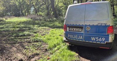 Uciekał skuterem przed policją, schował się w lodówce