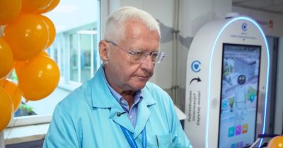 Asystenci AI przejmą obsługę informacyjną pacjentów. Mogą odciążyć personel od powtarzalnych pytań