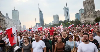 Warszawa: ulicami miasta przeszedł Marsz Powstania Warszawskiego