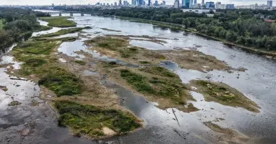 IMGW: 94 cm – rekordowo niski poziom Wisły w Warszawie