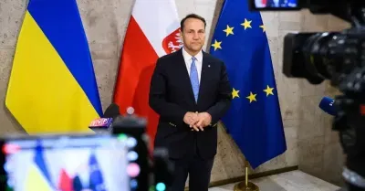 Sikorski w Kijowie: rosyjskie bombardowania Ukrainy wpływają na bezpieczeństwo Polaków