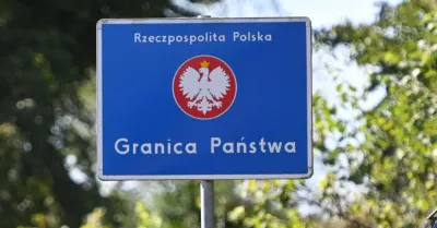 Wiceszef MSWiA: ruch na granicach ma być płynny, by nie powstawały skupiska aut dostawczych